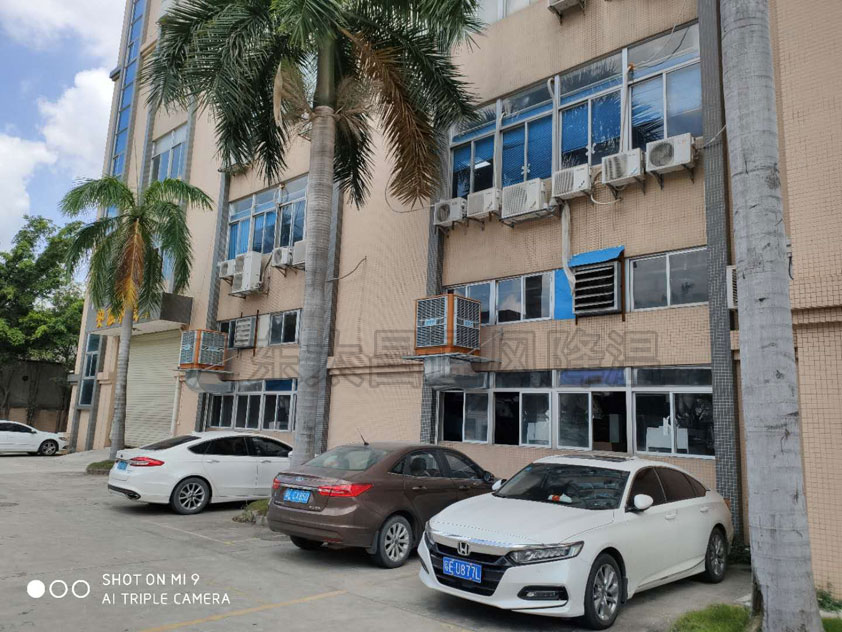 車(chē)間高溫怎么降溫？廠房降溫環(huán)?？照{(diào)